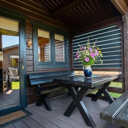 Zaliasis Kampas 2 Holiday home